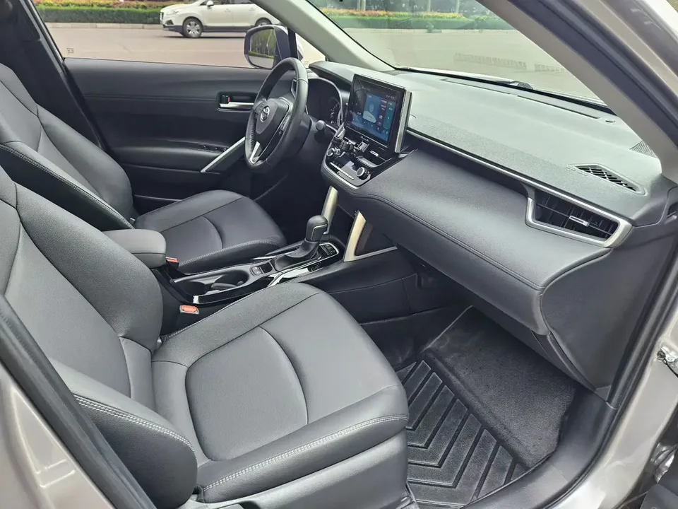 Toyota CorollaCross 2.0L Exclusive Edition 2022 — миниатюра 4