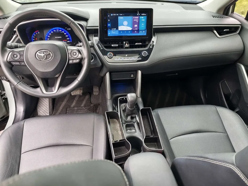 Toyota CorollaCross 2.0L flagship version 2022 — миниатюра 4