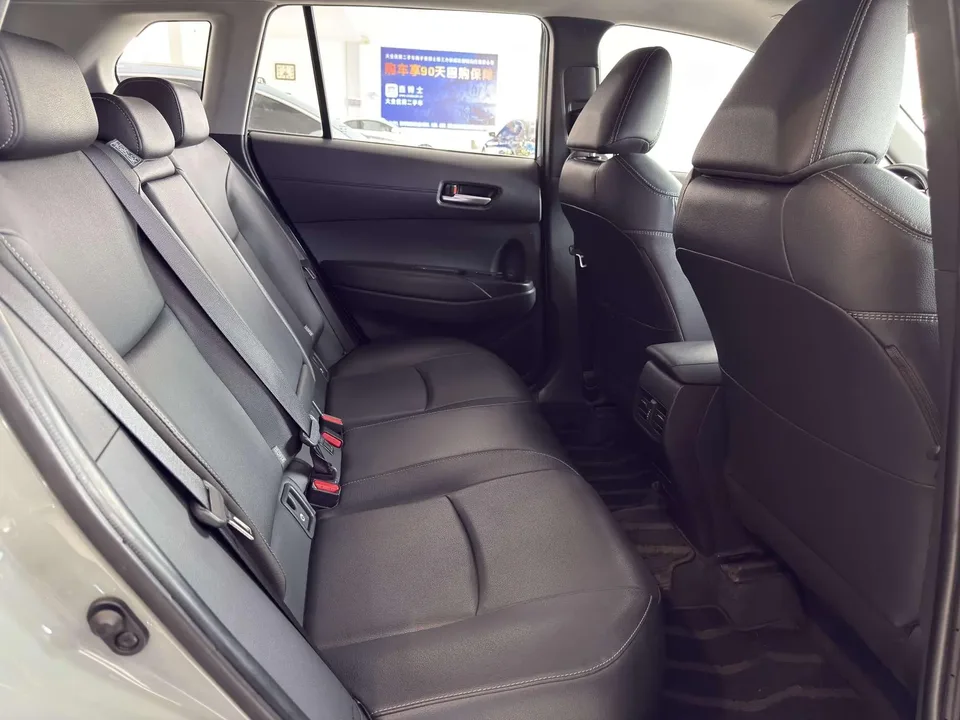 Toyota CorollaCross 2.0L flagship version 2022 — миниатюра 4