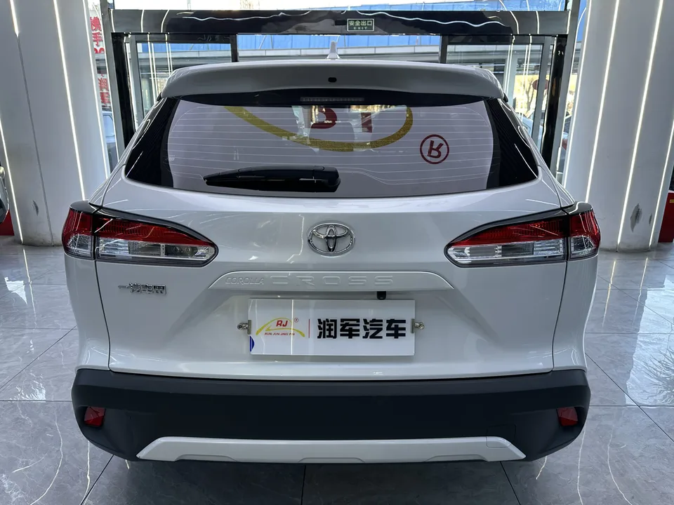Toyota CorollaCross 2.0L Elite Edition 2022 — миниатюра 5