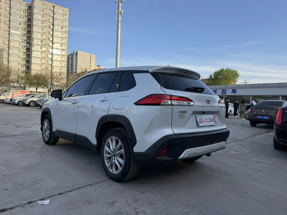 Toyota CorollaCross 2.0L Elite Edition 2022 — миниатюра 4