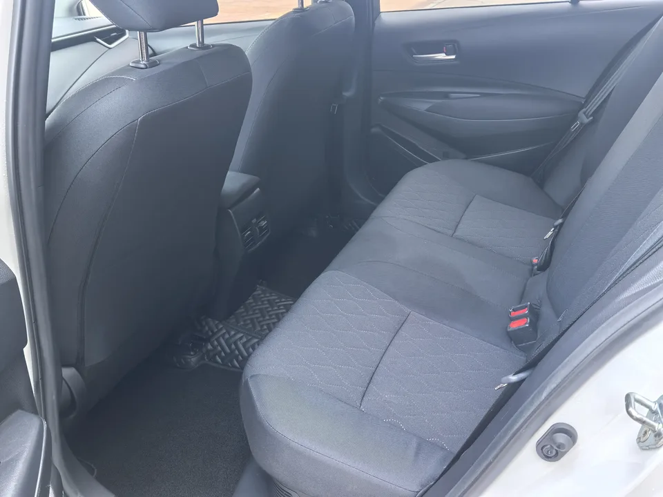 Toyota Corolla Intelligent Electric Hybrid Dual Engine 1.8L E-CVT Pioneer Edition 2023 — миниатюра 3