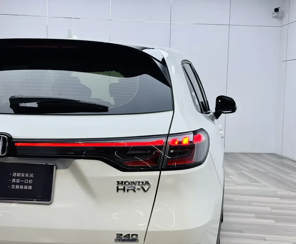 Honda HR-V 240TURBO CVT Jinrui Edition 2023 — миниатюра 3