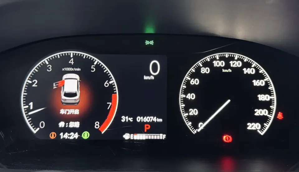 Honda HR-V 240TURBO CVT Jinrui Edition 2023 — миниатюра 5