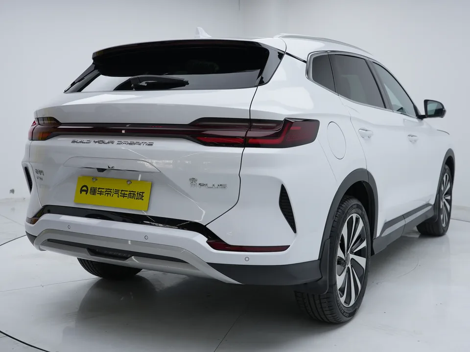 BYD Song PLUS DM DM-i Champion Edition 110KM Flagship PLUS 2023 — миниатюра 5