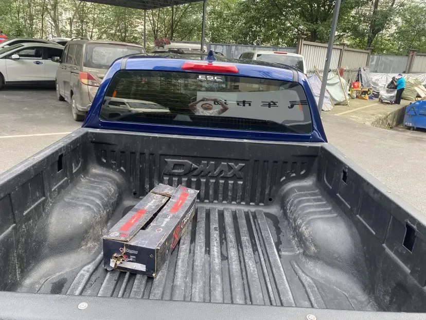 Isuzu D-Max 1.9T automatic four-wheel drive diesel Global-leading RZ4E 2022 — миниатюра 2