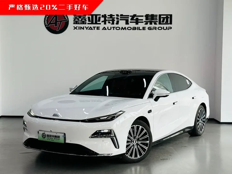 Geely Galaxy Star 8 PHEV 2025
