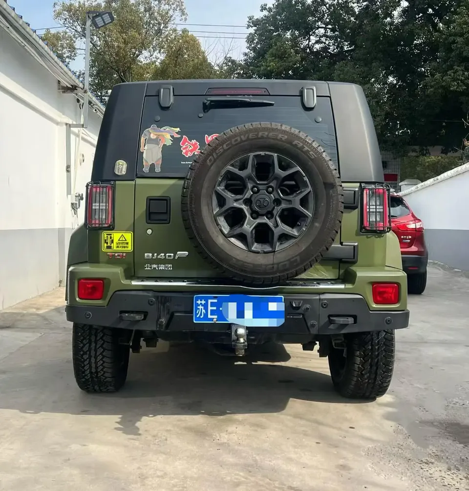 BAIC Beijing Off-road BJ40 Beijing Off-road BJ40 2023 2.0D Automatic 4WD Blade Hero Edition Knight Type (Front and Rear Electric Locks) 2022 — миниатюра 2