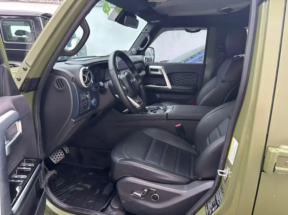 BAIC Beijing Off-road BJ40 Beijing Off-road BJ40 2023 2.0D Automatic 4WD Blade Hero Edition Knight Type (Front and Rear Electric Locks) 2022 — миниатюра 5