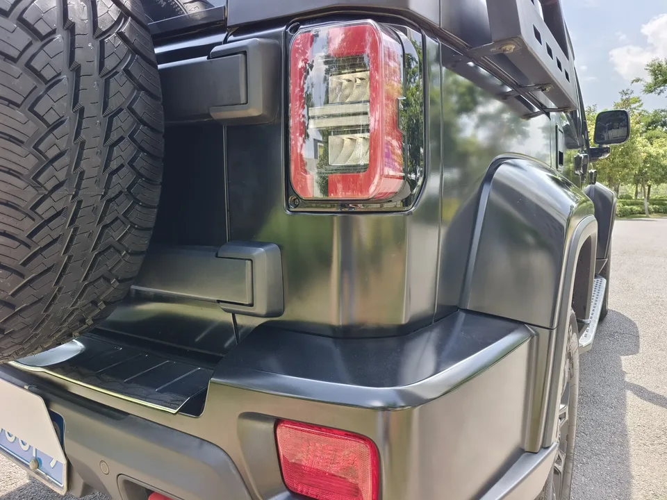 BAIC Beijing Off-road BJ40 Beijing Off-road BJ40 2023 2.0D Automatic 4WD Blade Hero Edition Knight Edition 2023 — миниатюра 3