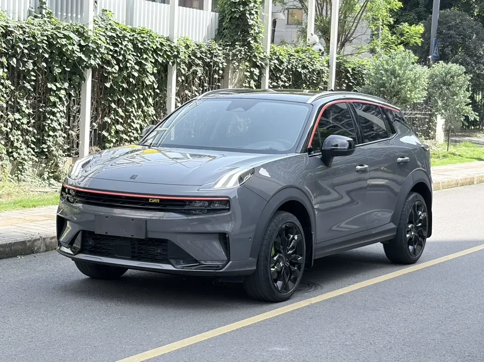 Lynk & Co 06 2022