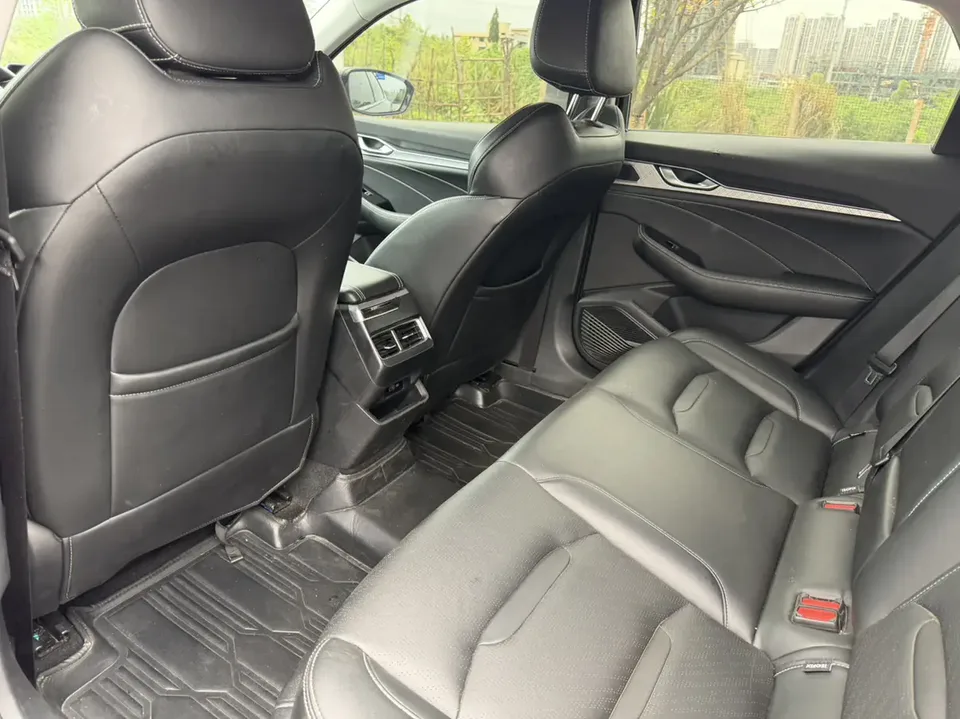Geely Xing Rui 2.0T luxury model 2022 — миниатюра 3