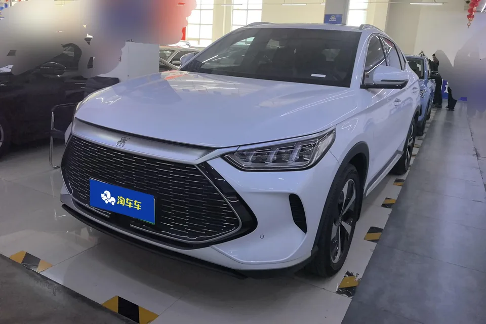 BYD Song PLUS DM DM-i 110KM 2WD Flagship PLUS 2023 — миниатюра 5
