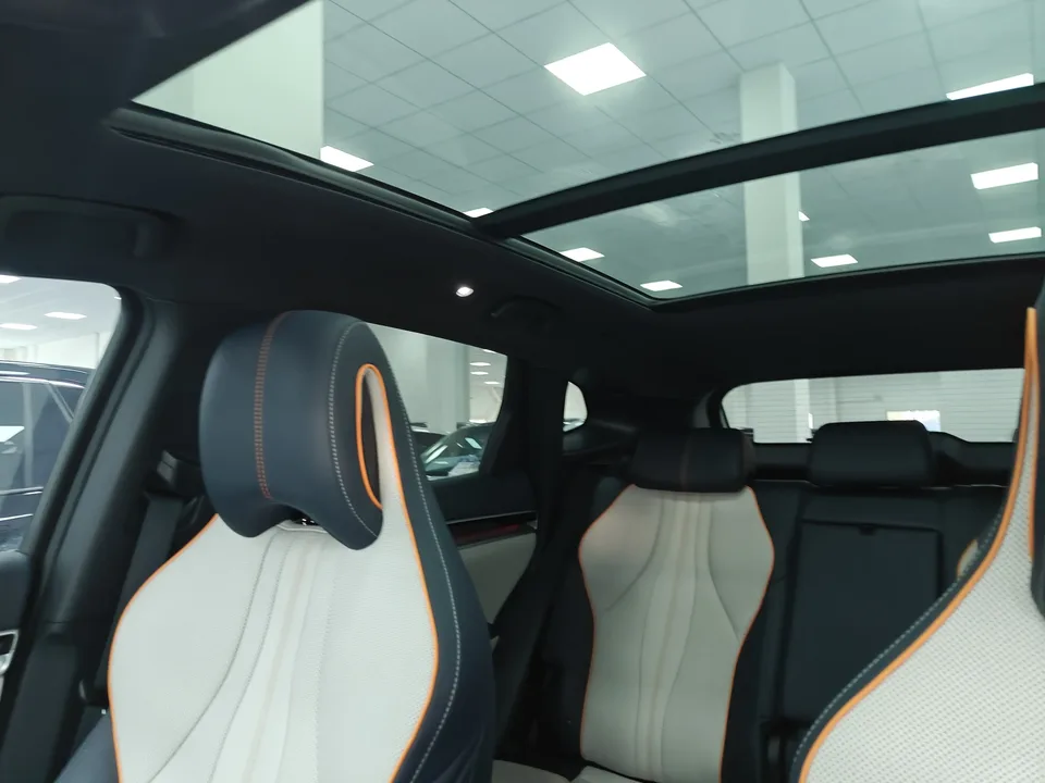 BYD Song PLUS DM DM-i Champion Edition 110KM Flagship Model 2024 — миниатюра 5