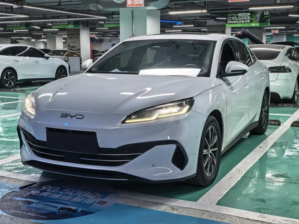 BYD Seal 06DM 2025