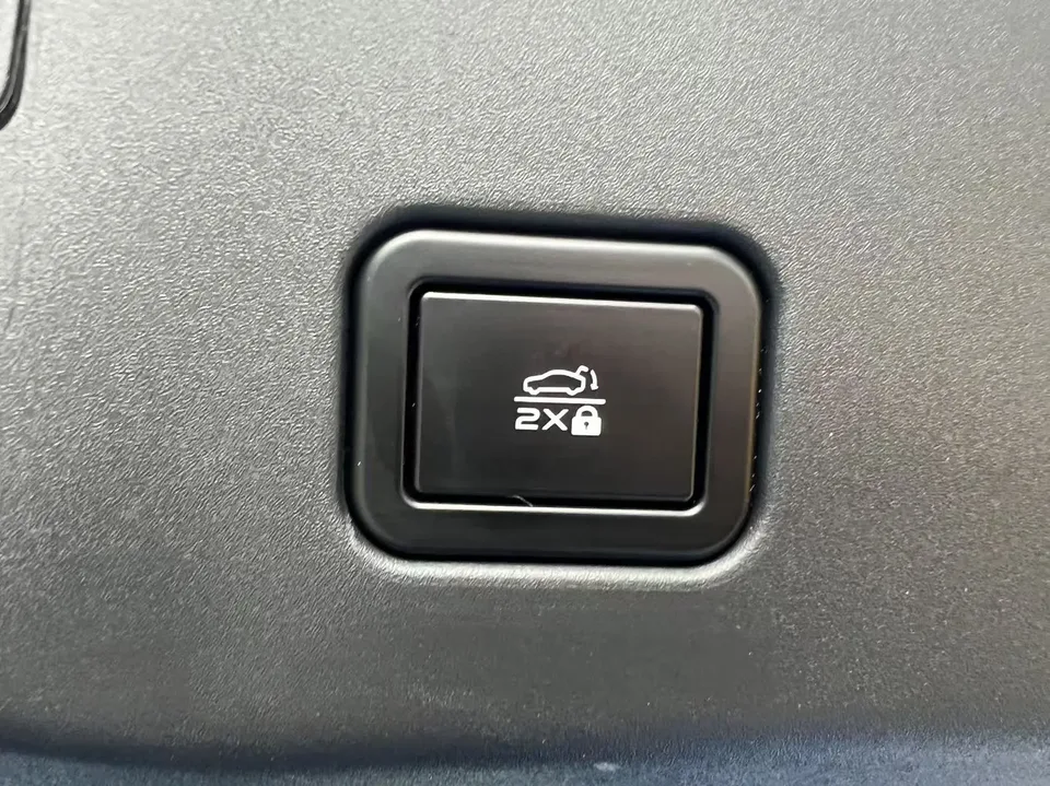 Changan UNI-V 1.5T Premium Edition 2022 — миниатюра 3