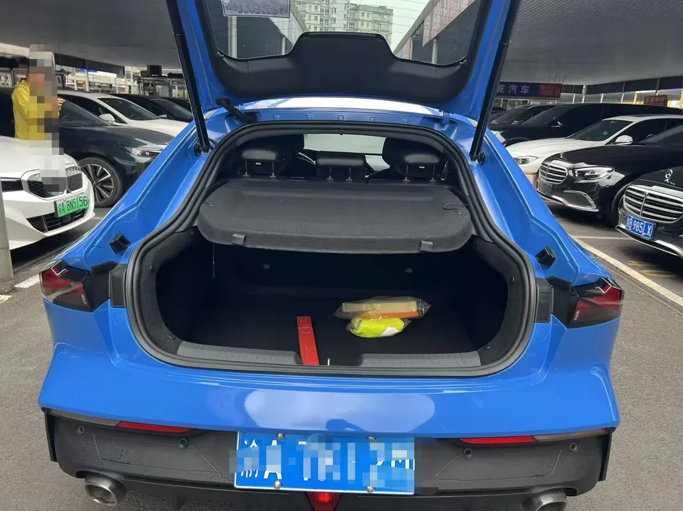 Changan UNI-V 1.5T Premium Edition 2022 — миниатюра 5