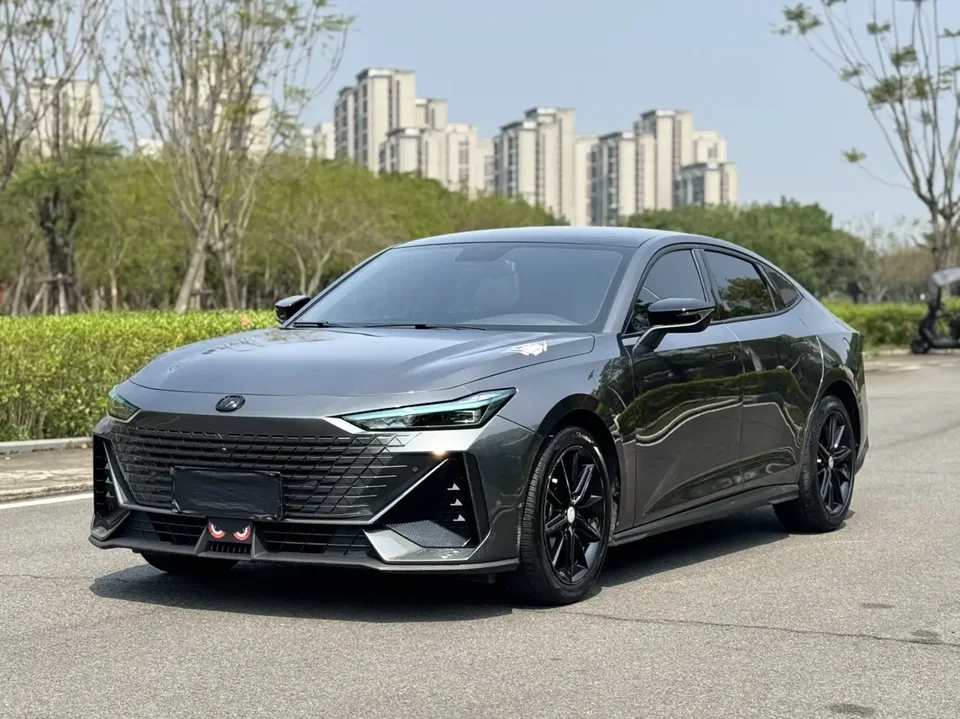 Changan UNI-V 2023