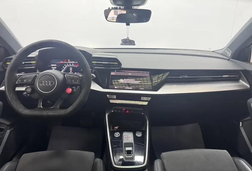 Audi A3 A3 2021 Sportback 35 TFSI Luxury Sports Edition 2022 — thumbnail 4