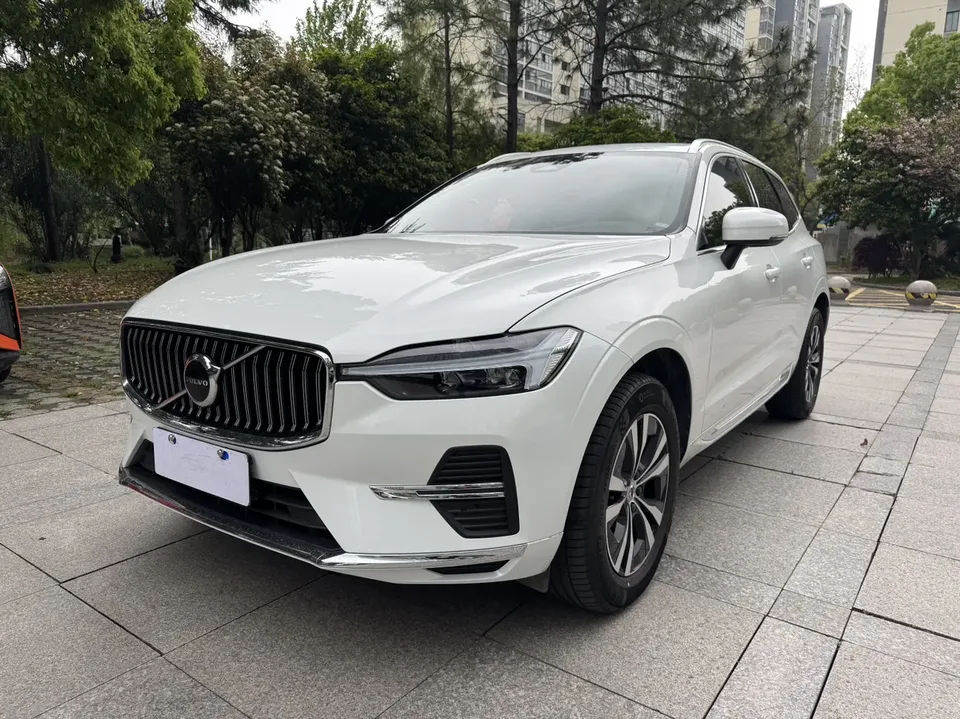 Volvo XC60 2022