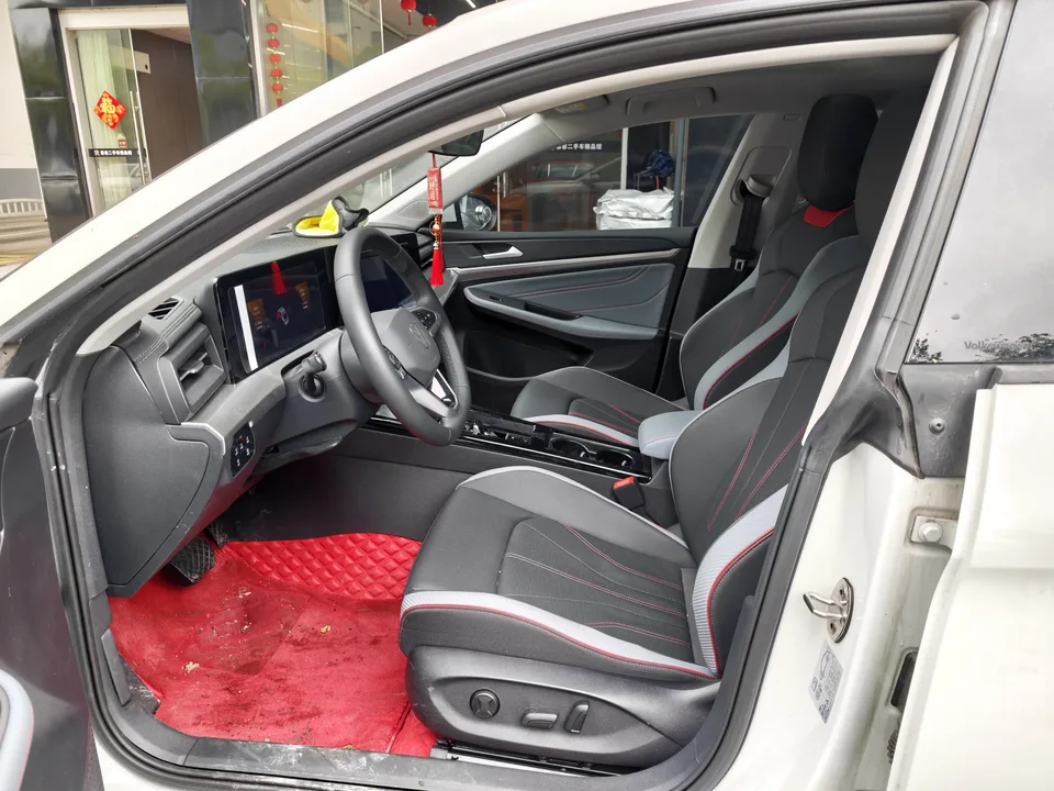 Volkswagen Lamando Lingdu 2024 2024 Lingdu Lingdu L 280TSI DSG Hot Edition 2024 — thumbnail 5