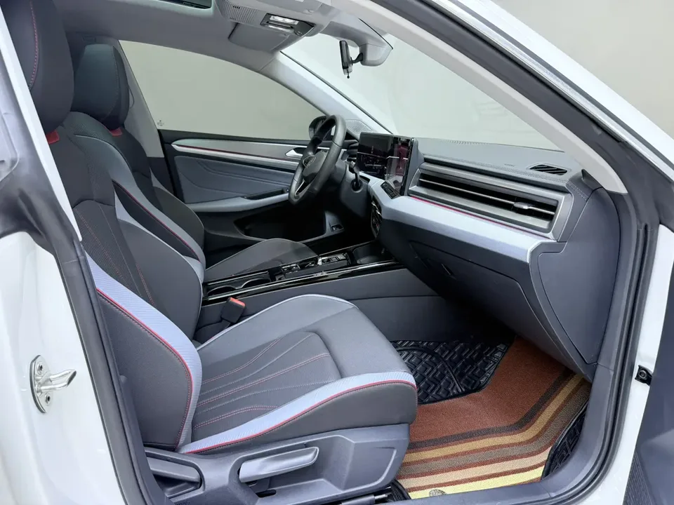 Volkswagen Lamando Lingdu Lingdu L 280TSI DSG Cool Edition 2022 — миниатюра 4