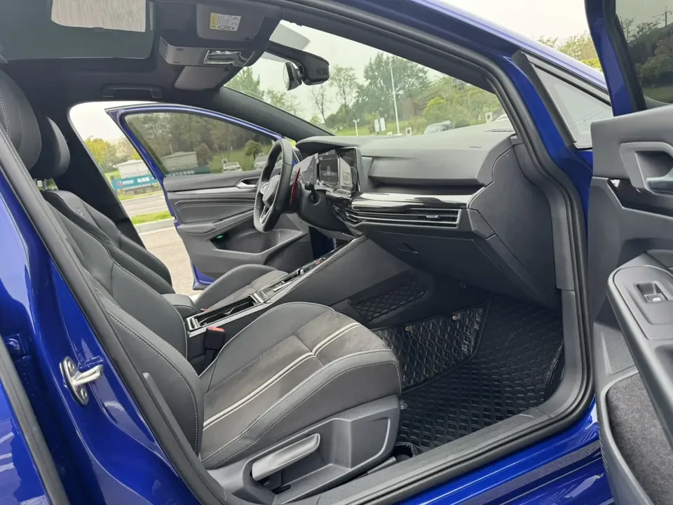 Volkswagen Golf Golf 2023 280TSI DSG R-Line Lite 2024 — миниатюра 3