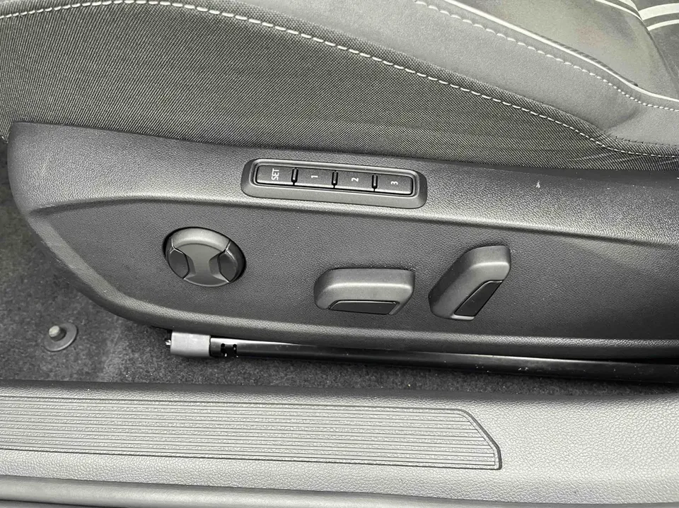 Volkswagen Golf Golf 2023 280TSI DSG R-Line Lite 2023 — миниатюра 3