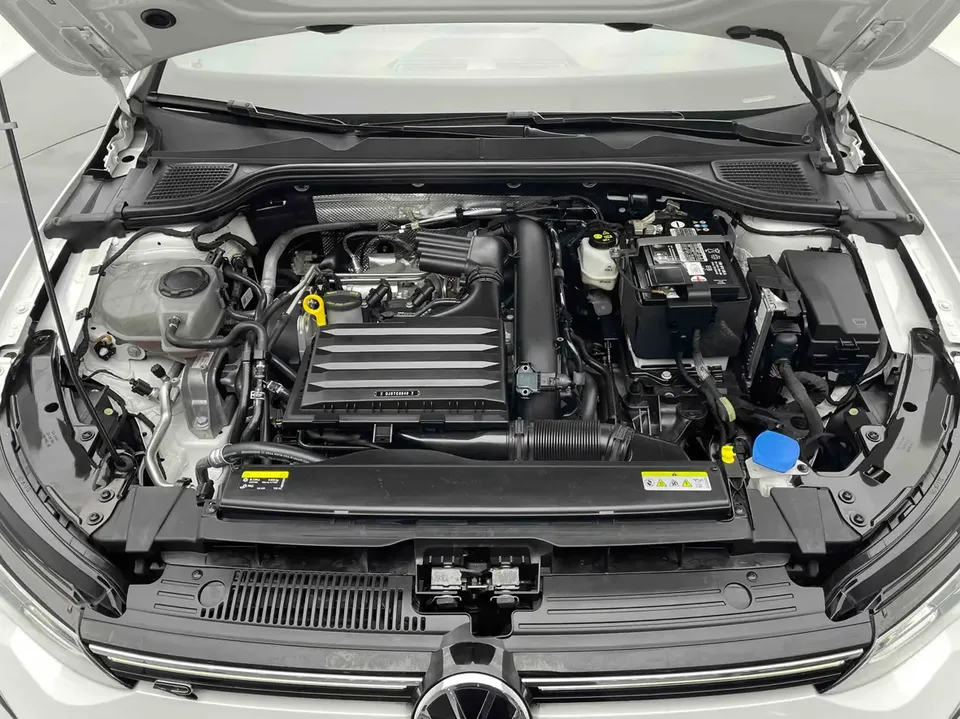 Volkswagen Golf Golf 2023 280TSI DSG R-Line Lite 2023 — миниатюра 5