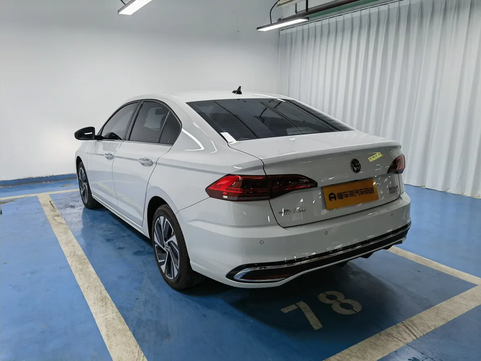 Volkswagen Bora Bora 2024 200TSI DSG Joy Travel PRO Edition 2024 — thumbnail 2