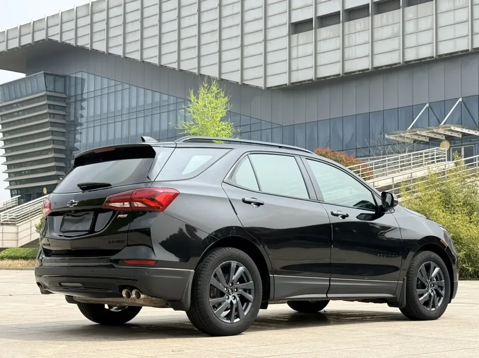 Chevrolet Equinox Explorer 2022 light hybrid 550T RS smart expansion version 2022 — миниатюра 2