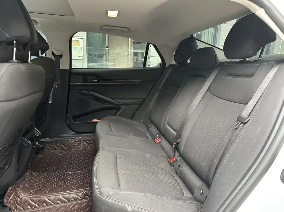 Ford Mondeo Mondeo EcoBoost 245 Fashion Edition 2023 — миниатюра 3