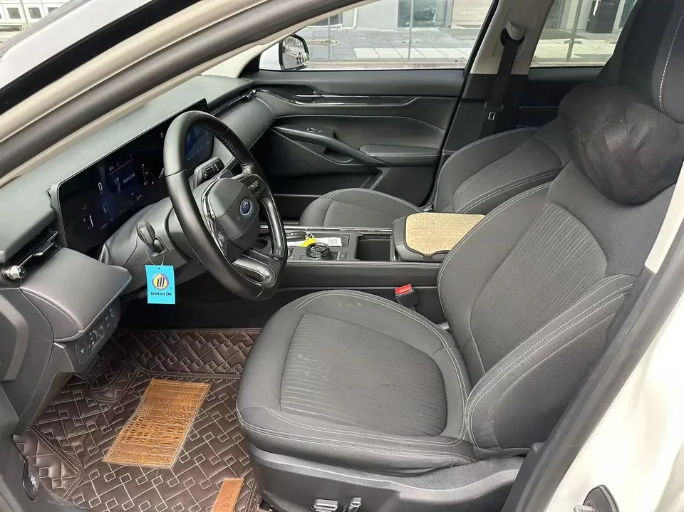 Ford Mondeo Mondeo EcoBoost 245 Fashion Edition 2023 — миниатюра 5