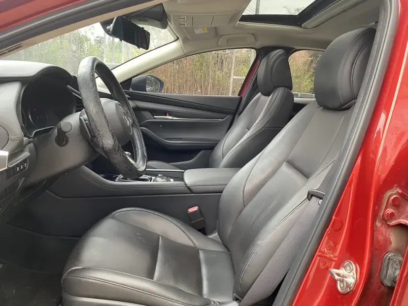 Mazda Axela Mazda3 Angkesela 2021 2.0L Automatic Elegant Edition 2022 — thumbnail 5