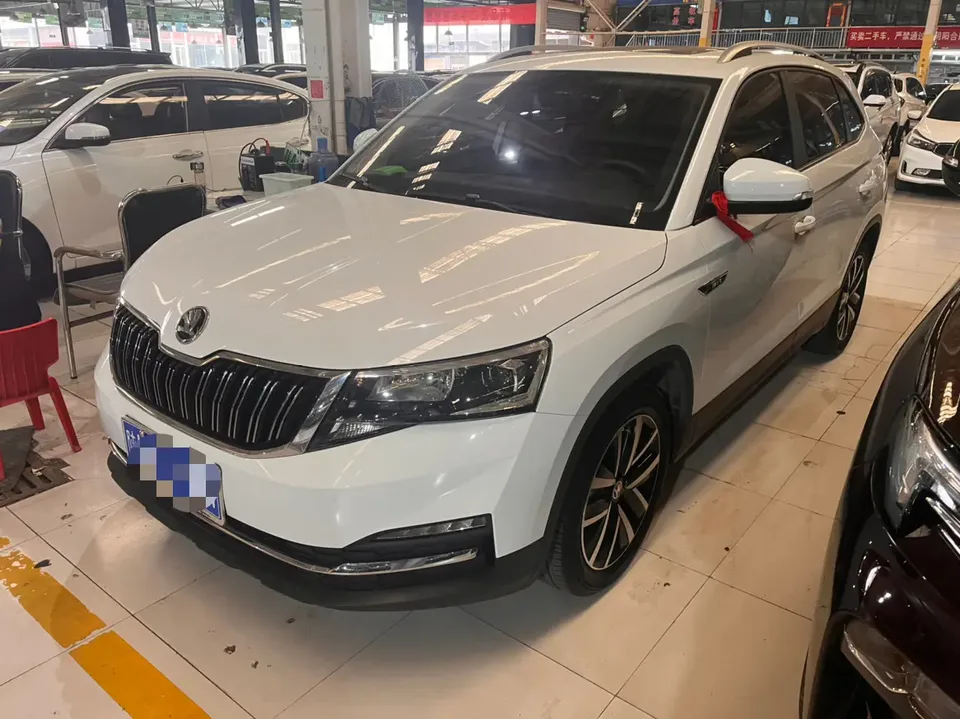 Skoda Comek Kamiq facelift 1.5L automatic comfort version 2024 — фото 1, купить с доставкой в Москву