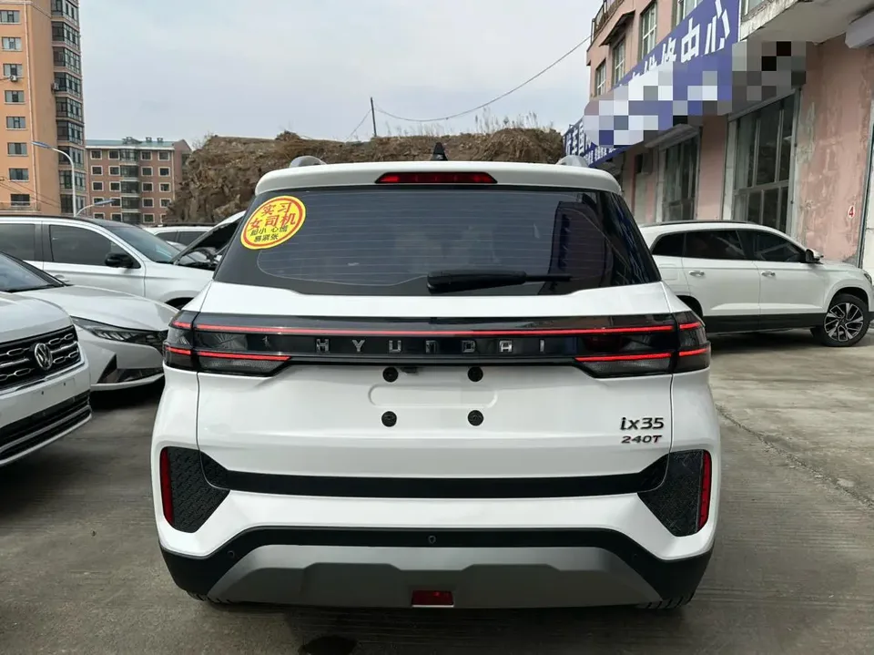 Hyundai ix35 Hyundai ix35 2021 240T GDi DCT 2WD Leading Edition GLS 2022 — миниатюра 2