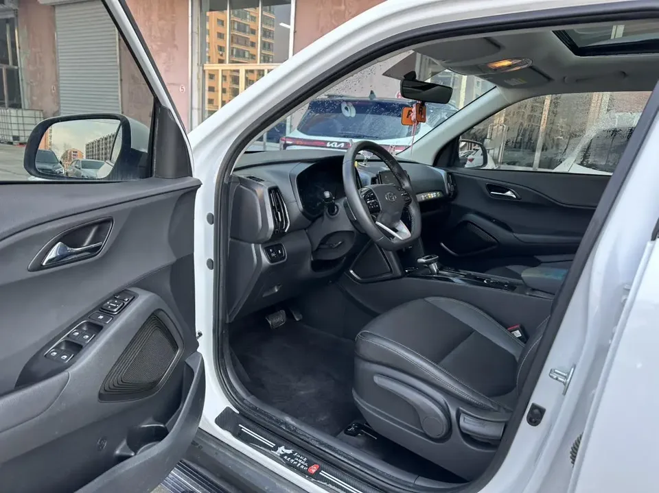 Hyundai ix35 Hyundai ix35 2021 240T GDi DCT 2WD Leading Edition GLS 2022 — миниатюра 5
