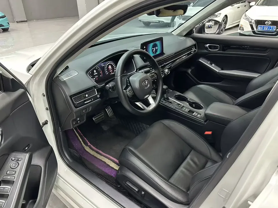 Honda Integra 240TURBO CVT Fantasy NightLuxury Edition 2024 — миниатюра 5