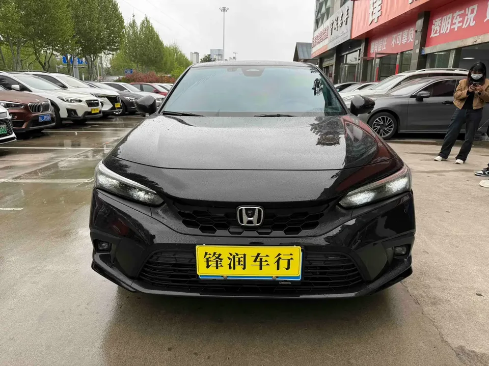 Honda CIVIC 2024