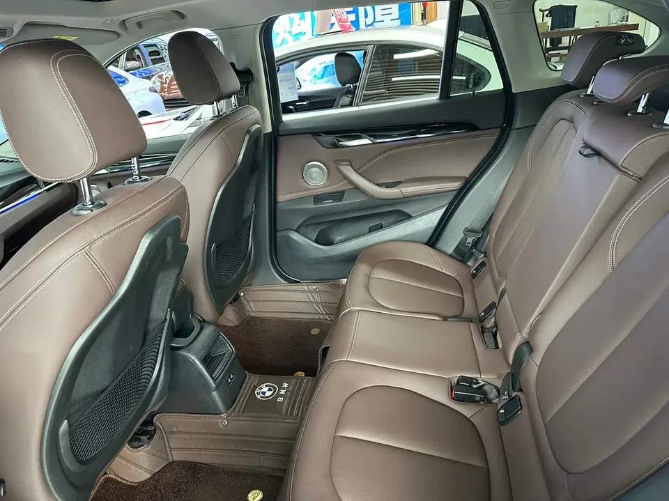 BMW X1 X1 2022 BMW X1 2022 sDrive20Li Fashion Edition 2022 — thumbnail 3