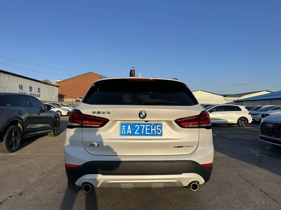 BMW X1 BMW X1 2022 sDrive20Li Fashion Edition 2022 — миниатюра 2