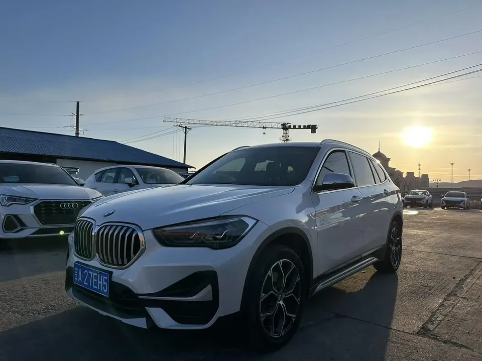 BMW X1 BMW X1 2022 sDrive20Li Fashion Edition 2022 — фото 1, купить с доставкой в Москву