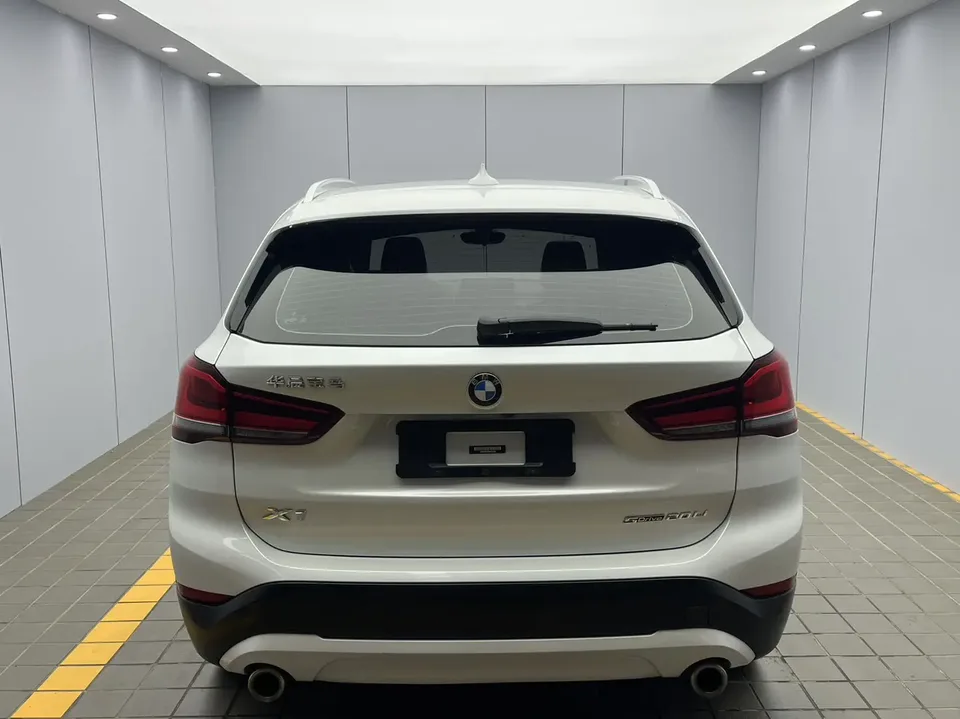 BMW X1 X1 2021 facelift sDrive20Li Fashion model 2022 — thumbnail 2