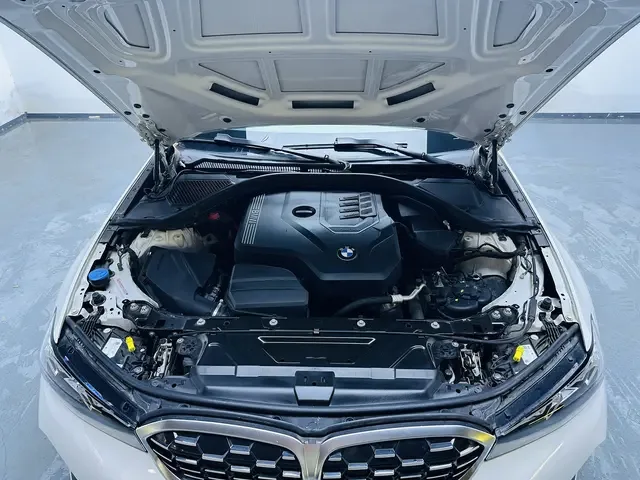 BMW 3 Series BMW 3 Series 2023 325Li M Sport Package 2023 — thumbnail 3