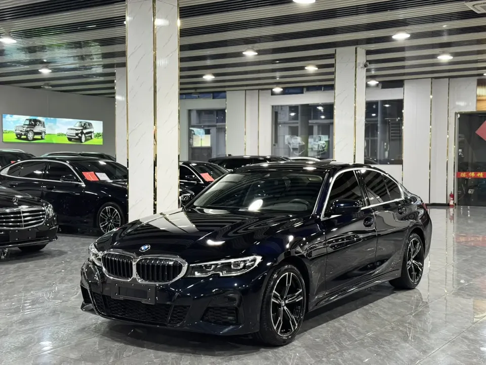 BMW 3 Series 2022