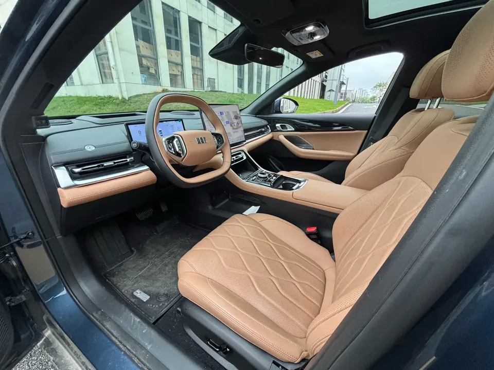 Geely Galaxy A7 PHEV 150km Starship Edition 2025 — миниатюра 3
