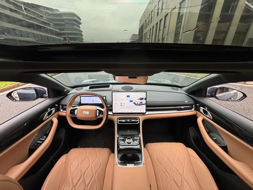 Geely Galaxy A7 PHEV 150km Starship Edition 2025 — миниатюра 5