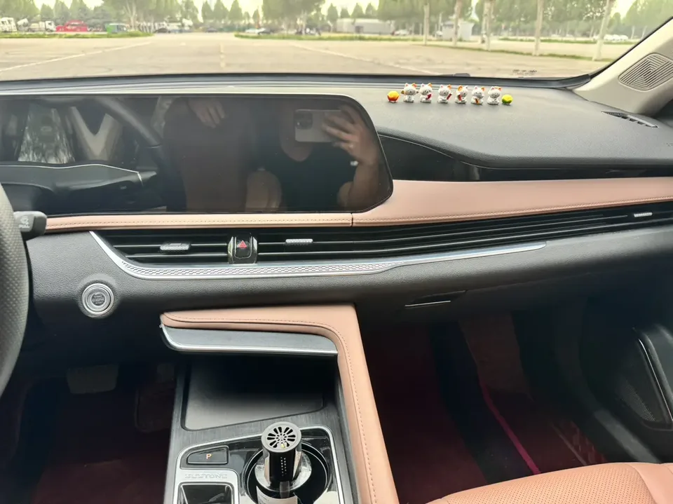 FAW Bestune B70 Longteng Edition 1.5T Lingyue Edition 2024 — миниатюра 4