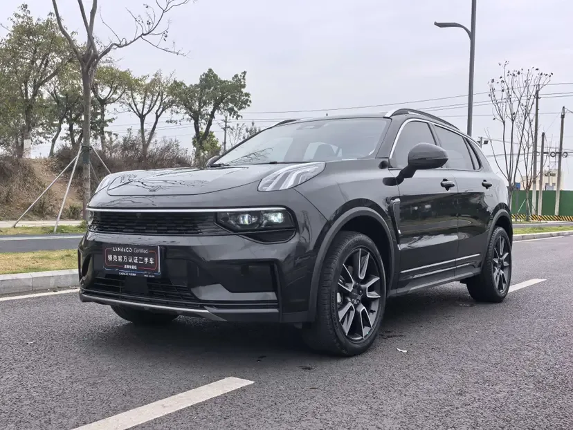 Lynk & Co 01 2022