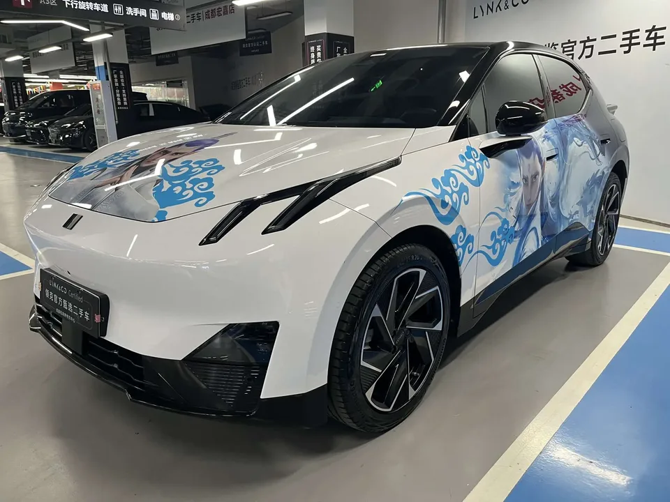 Lynk & Co Z20 2025